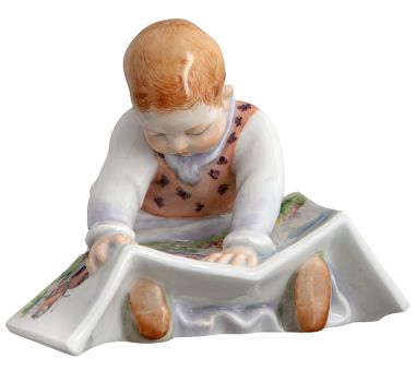 Meissen Miniaturhentschelkind Mädchen mit Buch Bunt Staffiert mit Teddybuch H 7 cm 